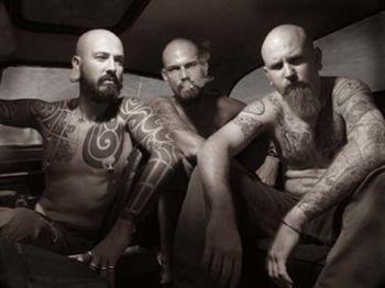 "3 Heads"