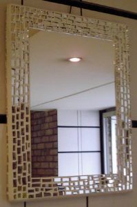 "Belinda Mirror"