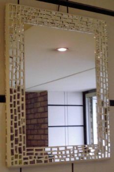 "Belinda Mirror"