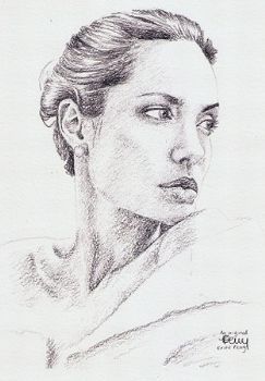 "Angelina Jolie"
